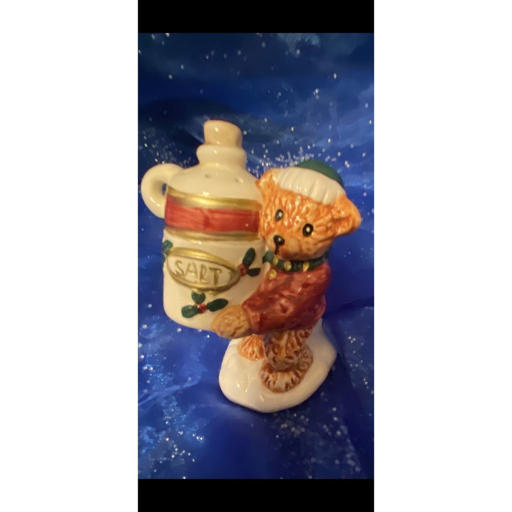Vintage Mid Century Santa Claus Ceramic Salt and Pepper Shakers from‎ Japan - Picture 5 of 12